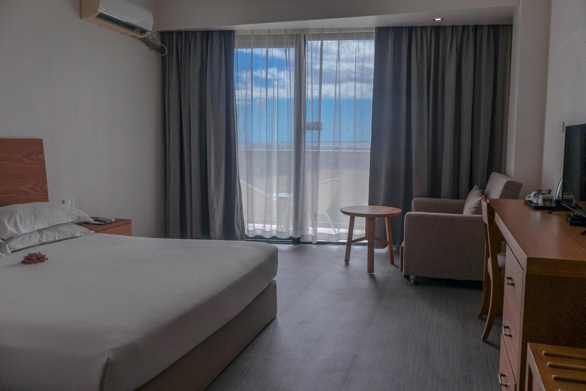 Nalagi Hotel Nadi Eksteriør bilde